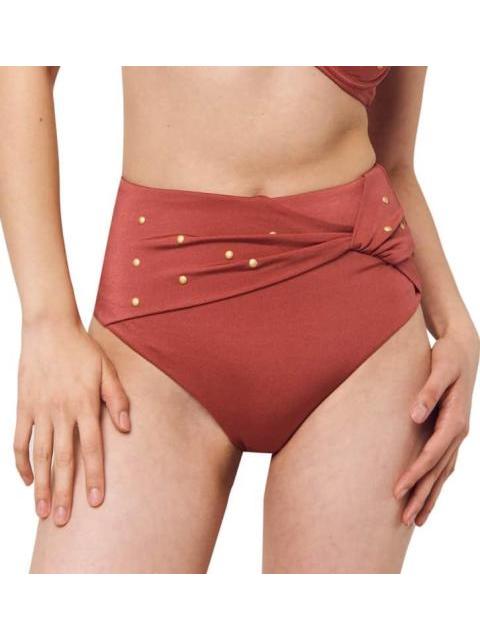 PANTI DE BIKINI CON PERLAS MAQUILLAJE HOLLY LAND