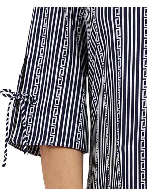 BLUSA CON ACCESORIO AZUL MARINO PALOMA CARMIN