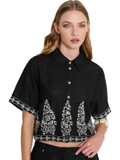 BLUSA CON BORDADO NEGRO HOLLY LAND