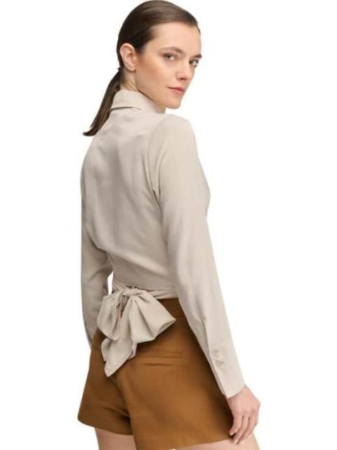 BLUSA CROP SATINADA AVENA HOLLY LAND