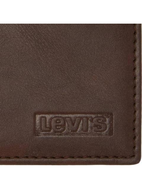 CARTERA CORTE SINTETICO CAFE LEVIS STRAUSS