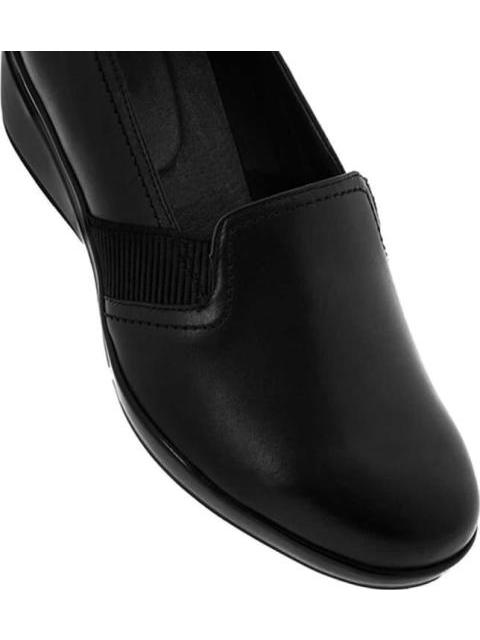 MOCASIN DE PIEL CUÑA NEGRO FLEXI