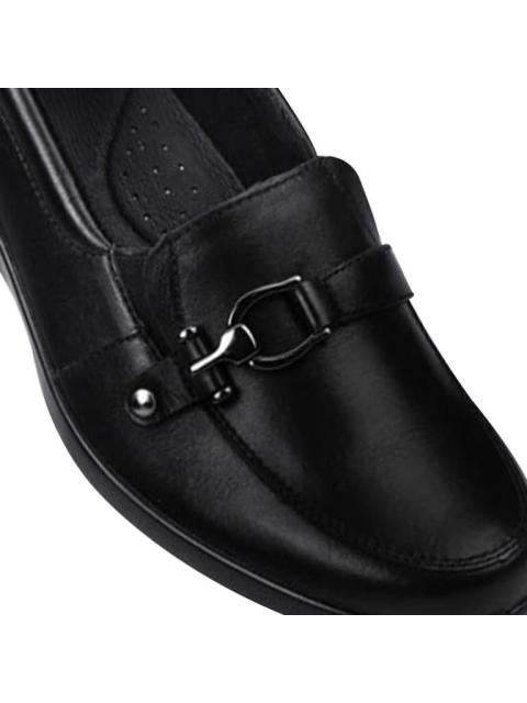 MOCASIN DE PIEL CON HERRAJE NEGRO FLEXI