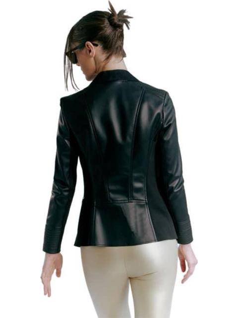 ENSAMBLE TACTO PIEL NEGRO HOLLY LAND