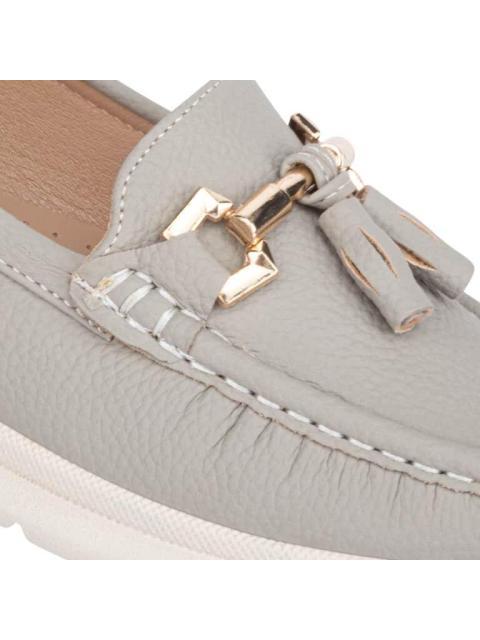 MOCASIN CON HERRAJE GRIS SHOSH