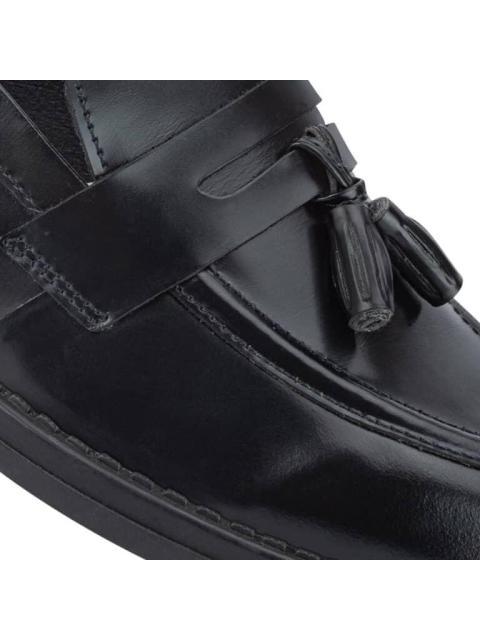MOCASIN DE PIEL CON MOTAS NEGRO FLEXI