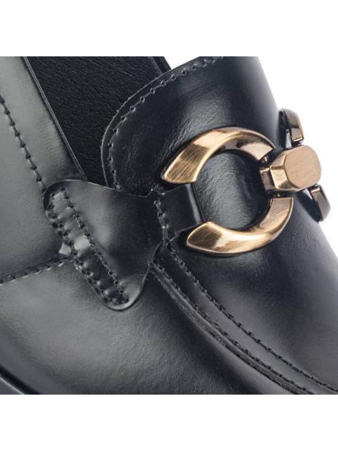 MOCASIN DE PIEL TACON ANCHO Y CADENA NEGRO FLEXI