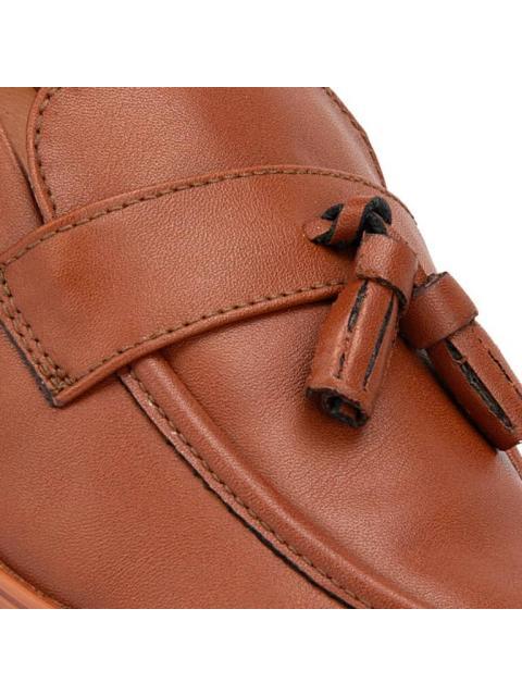 MOCASIN PIEL COGNAC HUSH PUPPIES1