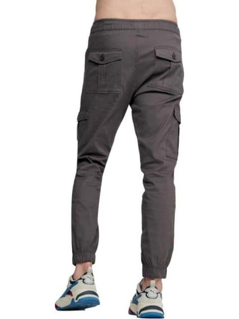 PANTALON BOLSAS DIAGONALES GRIS NEXT CO