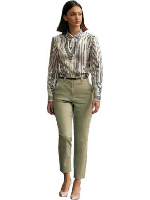 PANTALON CON CINTURON AZUL MENTA HOLLY LAND