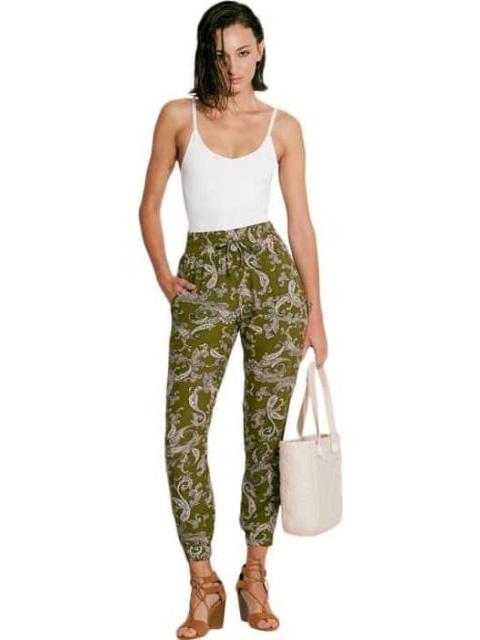 PANTALON JOGGER ESTAMPADO VERDE OLIVO PRIMARK