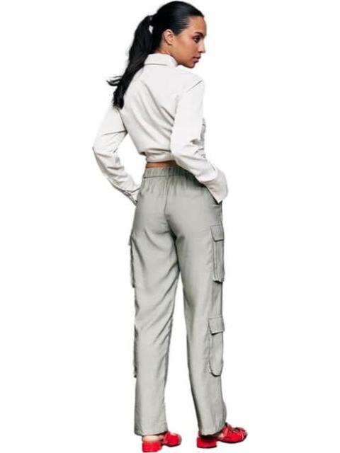 PANTALON RECTO CINTURA ALTA VERDE OLIVO HOLLY LAND
