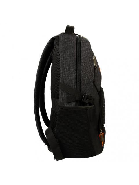 PERFECT CHOICE MOCHILA DE POLIESTER GLITCH PARA LAPTOP 15.6 NEGRO