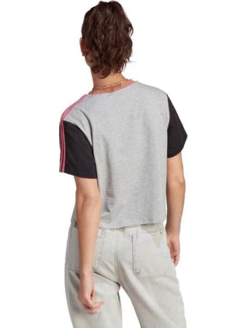 PLAYERA CORTA ESSENTIALS GRIS ADIDAS