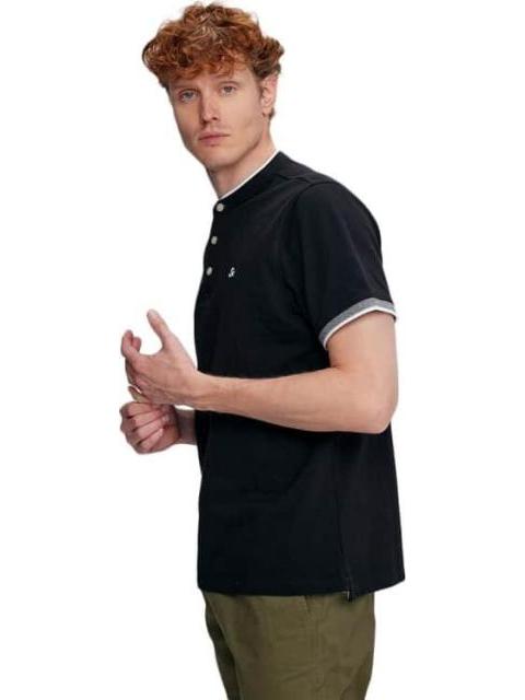 PLAYERA LISA NEGRO NEXT CO