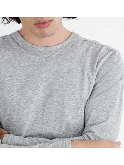 PLAYERA MANGA LARGA NEGRO NEXT CO