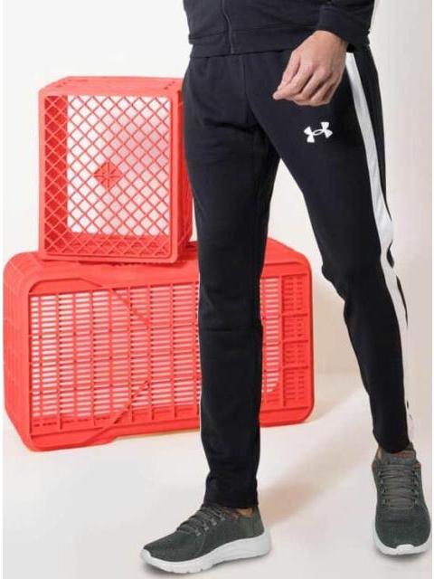 CONJUNTO EMEA CHAMARRA Y PANTS NEGRO UNDER ARMOUR MEXICO