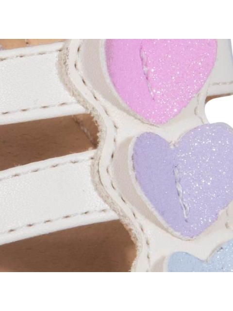 SANDALIA CORAZONES BEIGE/HUESO YU YIN