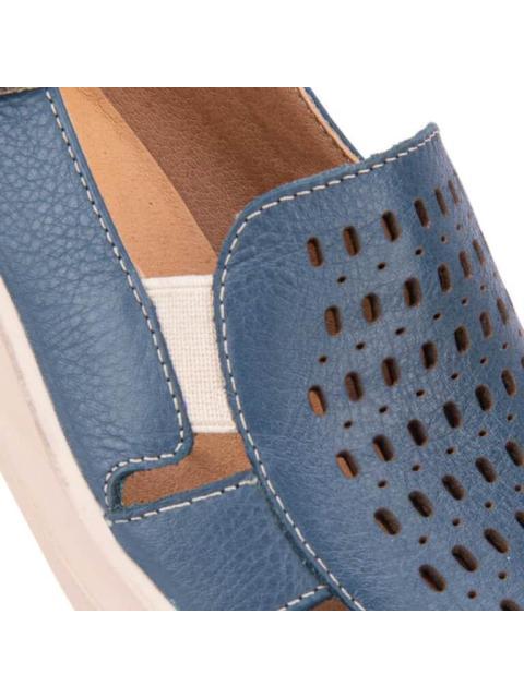 SANDALIA PERFORADA AZUL FLEXI