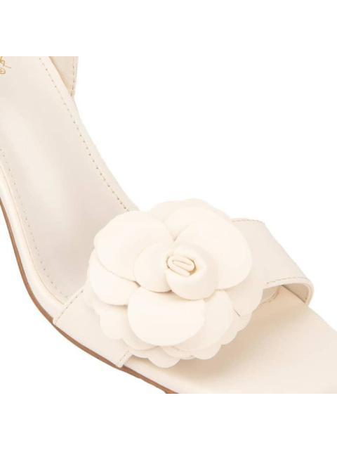 SANDALIA FLOR BEIGE/HUESO YAELI