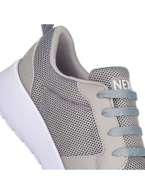 TENIS CASUAL BASICO CONFORT GRIS NEXT CO