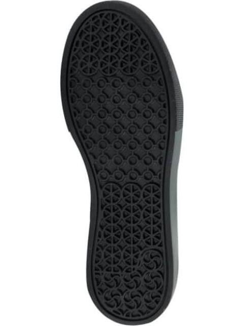 TENIS URBANO CLASICO SKATE NEGRO URBAN SHOES