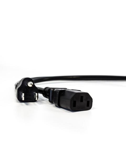 VORAGO CABLE DE PODER CAB-122 1.5 METROS NEGRO