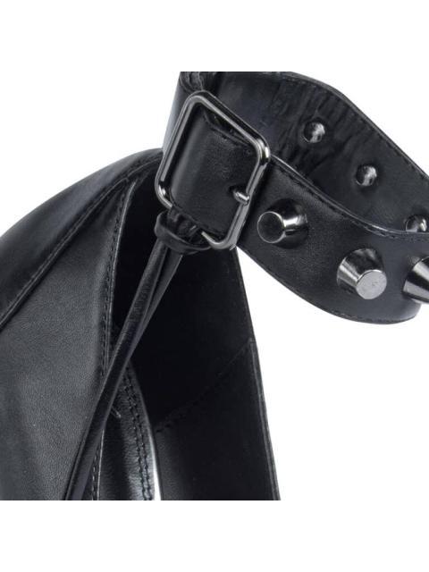 ZAPATILLA CON ESTOPEROLES NEGRO YAELI FASHION