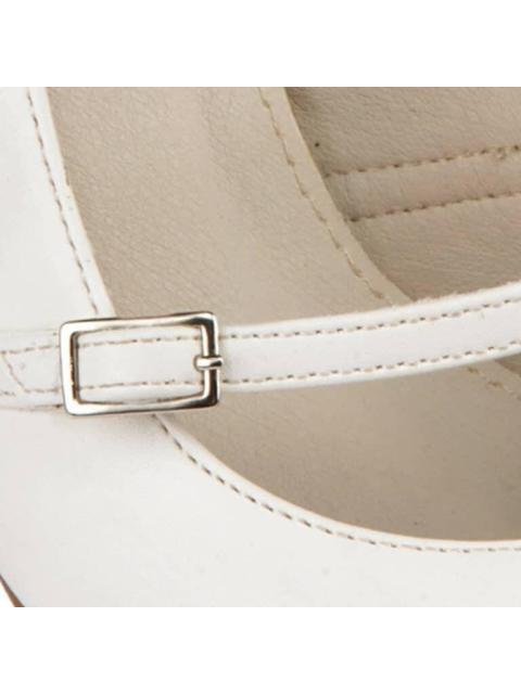 ZAPATILLA CON HEBILLA TACON BAJO BEIGE/HUESO YAELI FASHION