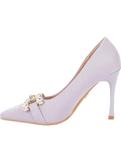 ZAPATILLA CON HERRAJE TACON ALTO LILA THALIA SODI